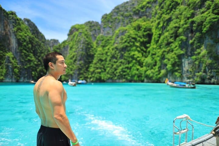 Phi Phi & Yona Floating Beach Club: 3-Day Phuket Party and Island Snorkel