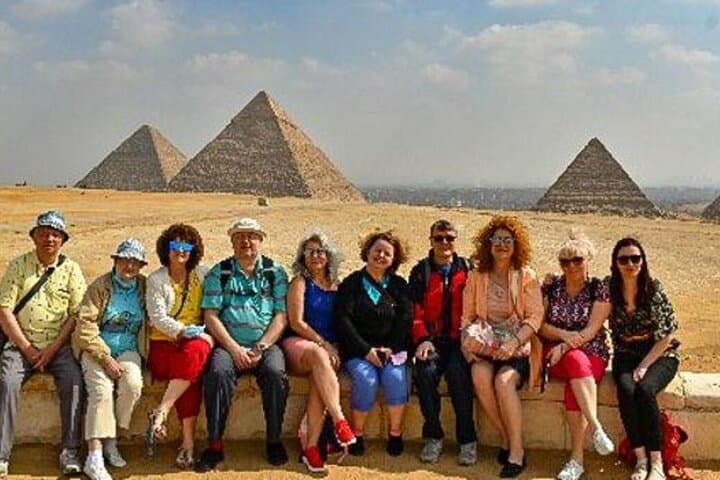 Full-Day Cairo Tour: Pyramids & Egyptian Museum with Lunch from Sharm El Sheikh photo 3