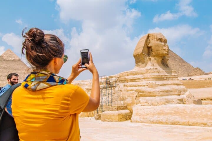 Full-Day Cairo Tour: Pyramids & Egyptian Museum with Lunch from Sharm El Sheikh photo 4