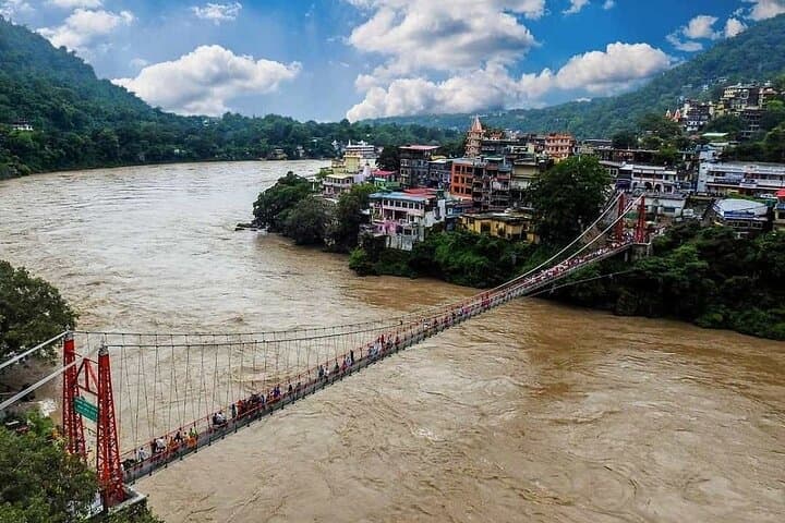 Haridwar & Rishikesh Private Overnight Tour — Ganges Aarti, Ram Jhula & 4-Star Stay photo 3