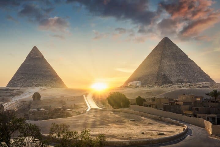 4-Day Private Cairo and Luxor Tour — Pyramids, Nile Dinner Cruise & Luxor Highlights photo 4