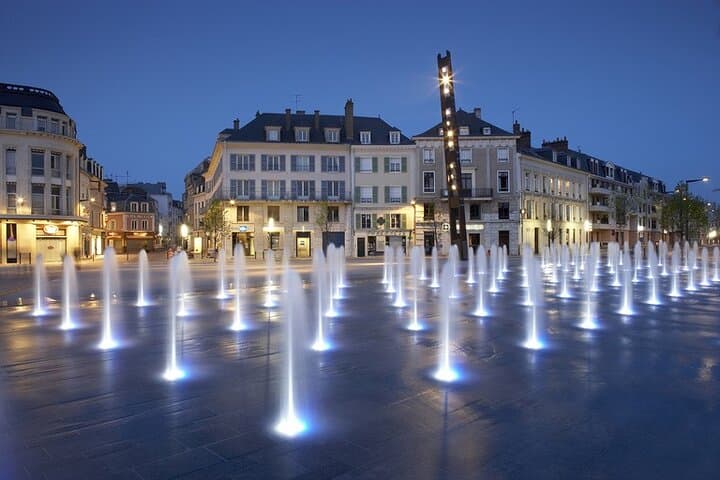 Evening Private Tour to Chartres Cathedral from Paris photo 5