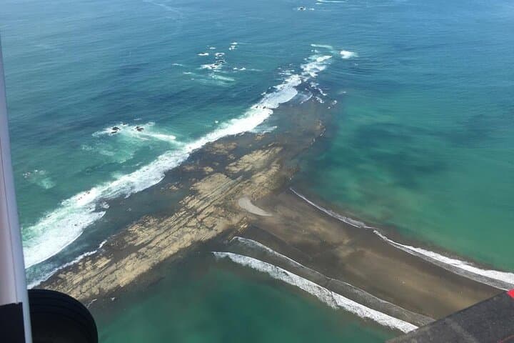 Ultralight Pacific Coast Scenic Flight Over Uvita — Whale Tail & Wildlife Views