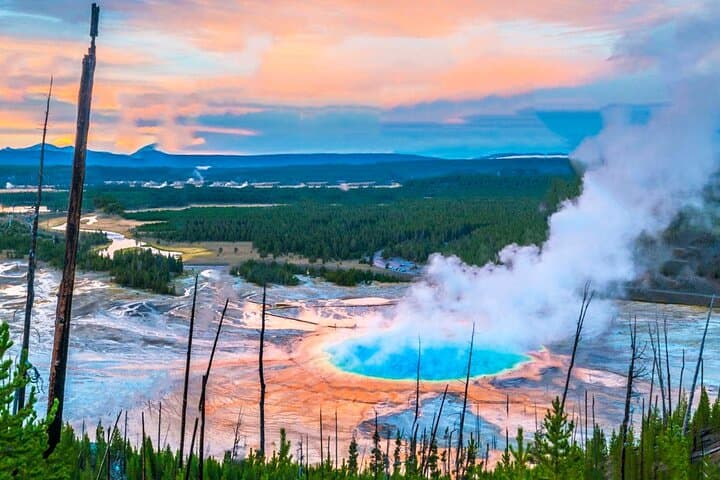 Yellowstone & Grand Teton: 5-Day Guided Tour from Salt Lake City