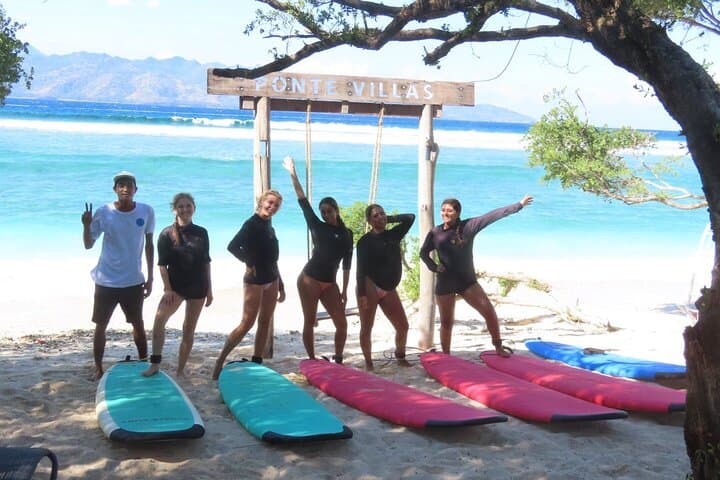 Private Surf Lessons at Selong Belanak Beach — Beginner-Friendly Lombok Surfing