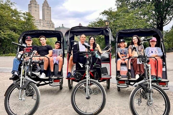 Central Park Pedicab Tour from 59th Street — Private Guided Ride photo 3