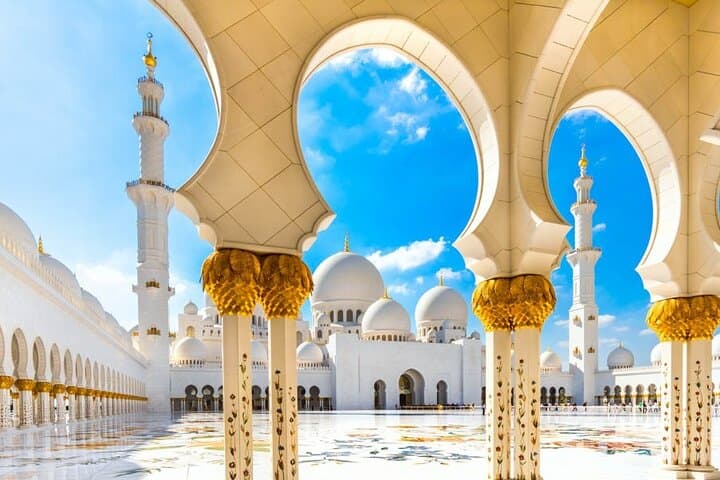 Abu Dhabi Day Tour from Dubai - Sheikh Zayed, Louvre & Qasr Al Watan photo 4