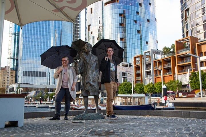 Female Trailblazers: Self-Guided Women's History Walking Tour in Perth