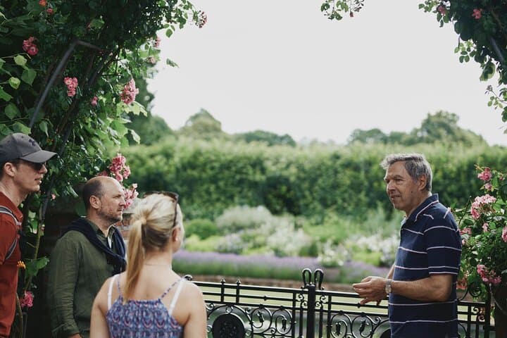 Royal Afternoon Tea and Walk at Kensington Palace — Tea, Gardens & Royal History photo 6