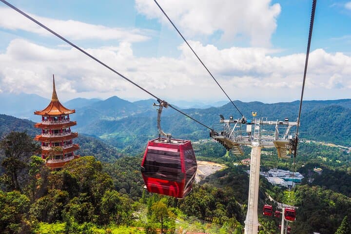 Genting Highlands Day Trip with Batu Caves: Cable Car, Cave Temples & Strawberry Farm photo 6