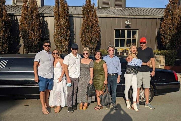 Private 6-Hour Limousine Wine Tour of Napa and Sonoma Valleys photo 2