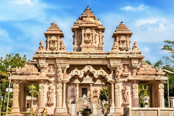 Akshardham Temple Exhibition, Light and Water Show — Guided Tour with Transfers