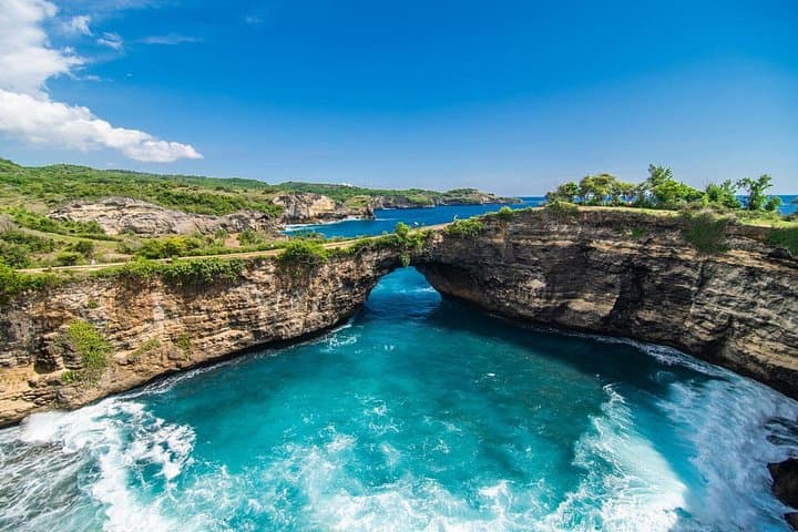 Nusa Penida Private Day Tour from Bali — Kelingking, Broken Beach & Crystal Bay photo 2