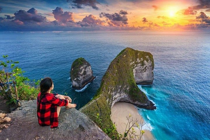 Nusa Penida Private Day Tour from Bali — Kelingking, Broken Beach & Crystal Bay photo 3