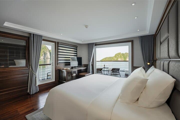 Boss Cruise: 2-Day Halong & Lan Ha Bay Escape from Hanoi photo 4