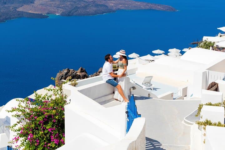 Caldera-Edge Private Photoshoot in Fira Santorini: Pro Portrait Session on the Cliffs photo 2