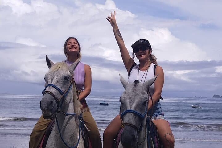 Private Horseback Tour on Playa Conchal: Beach Ride & Sunset in Guanacaste