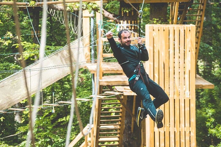 Guided treetop adventure course in Nantes: ziplines, climbing and aerial trails photo 2