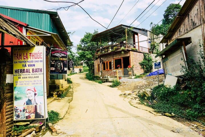 Sapa 2-Day Authentic Trek: Muong Hoa Valley Views & Homestay Experience photo 3