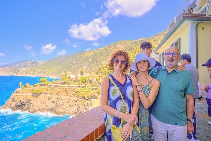 Cinque Terre Day Trip from Florence: Manarola, Vernazza & Monterosso by Train and Boat photo 5