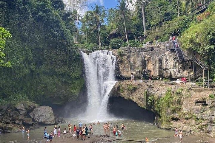 South Coast Bali Tour: Ubud Waterfall, Padang-Padang & Uluwatu Temple Day Trip photo 3
