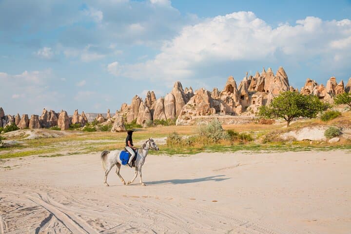 Sunrise Horseback Ride Through Cappadocia's Lunar Valleys photo 6