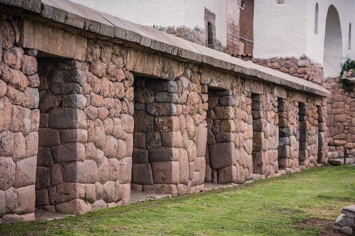 Sacred Valley Weaving and Inca Terraces: Kuper Bajo, Chinchero & Moray Day Tour photo 6