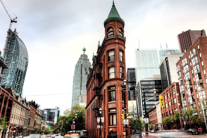 Toronto City Highlights Express Tour — 90-Minute Downtown Bus Sightseeing