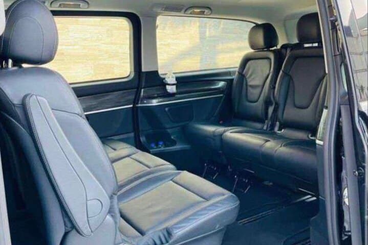 Dubai & Abu Dhabi Private Car With Driver: All-Day Chauffeur Service for Flexible Sightseeing photo 2