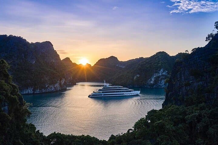 Halong Bay 2-Day/1-Night Cruise: Sunset, Caves & Lan Ha Bay Overnight photo 3