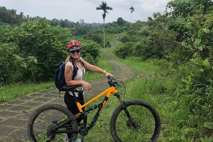 Mount Batur to Ubud Off-Road Cycling Adventure – Volcano Views and Rice-Field Singletrack photo 5