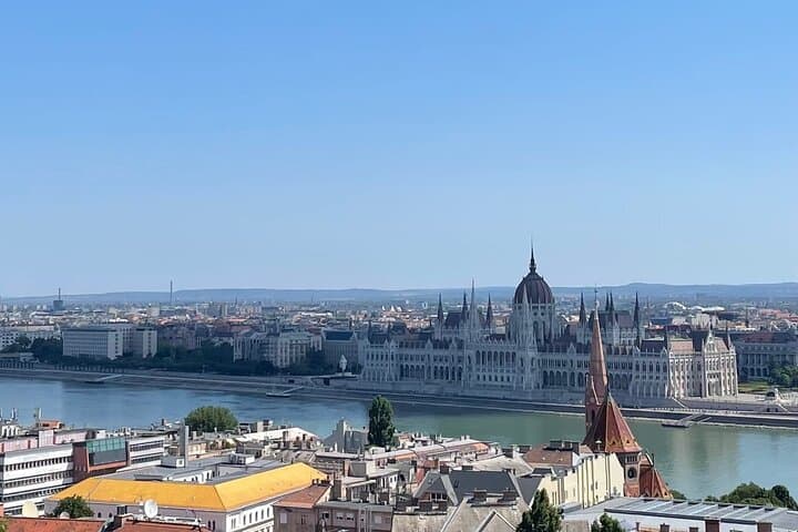 Private E‑Bike Tour to Buda Hills and Buda Castle Views photo 5