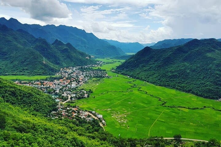 Mai Chau Valley Day Trip: Bike Through Thai & Muong Villages from Hanoi photo 4