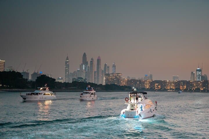 Dubai Sunset Yacht Cruise: Marina, Bluewaters & Burj Al Arab photo 2