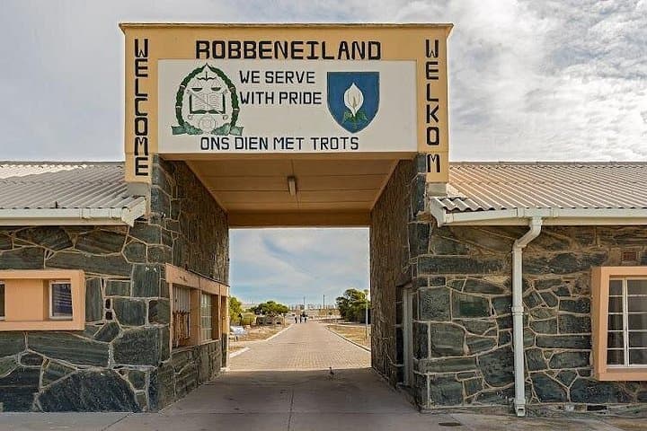 Cape Town Langa Township & Robben Island Full-Day Heritage Tour photo 2
