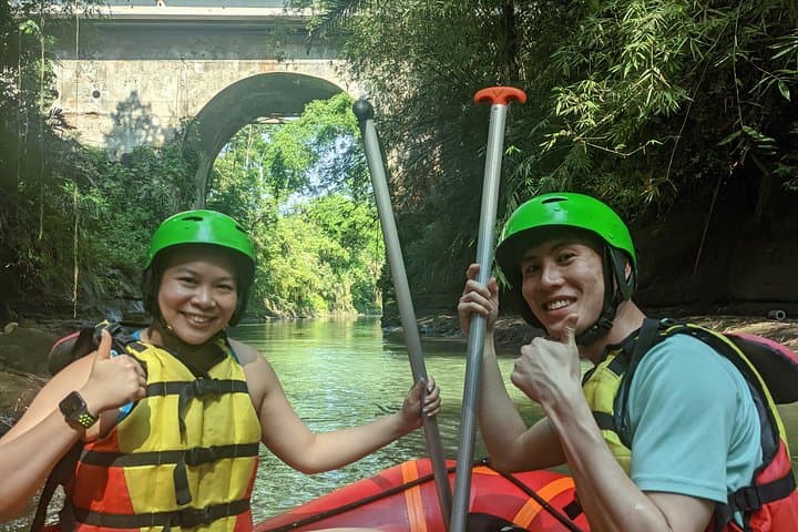 Elo River Rafting in Yogyakarta — Family-Friendly Grade II–III Adventure