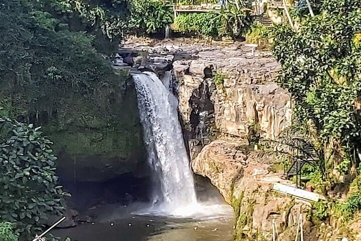 Gunung Kawi & Tegenungan Private Day Tour from Ubud — Temple, Waterfall & Purification photo 4