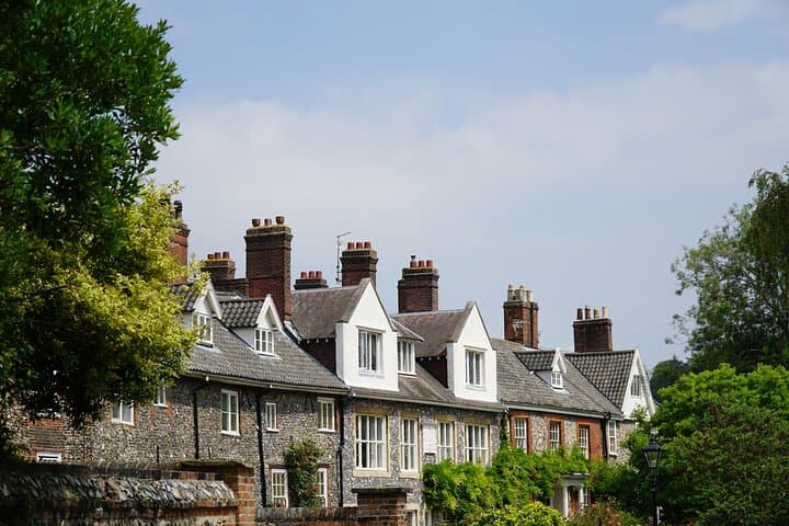 Norwich Medieval Mystery: Self-Guided Elm Hill & Cathedral Exploration Game photo 3