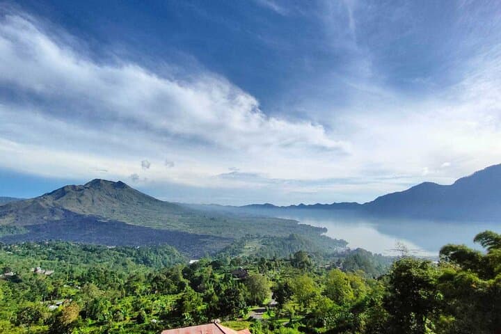 Mount Batur to Ubud Soft-Adventure Cycling: Back-Roads, Rice Fields & Village Life photo 4