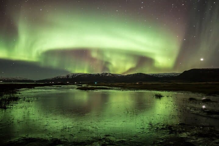 Chasing the Aurora: Private Northern Lights Photography Tour from Reykjavik