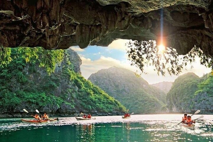 Luxury 2-Day Halong & Lan Ha Bay Cruise with Private Balcony—Kayaking, Caves & Cooking Class photo 5