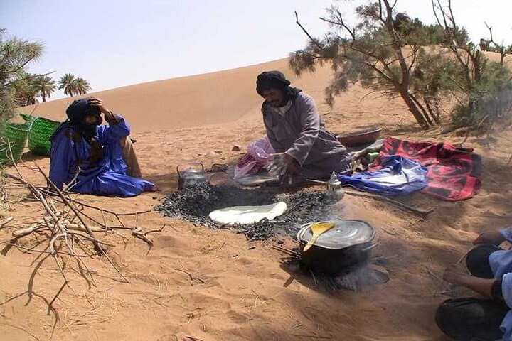 5-Day Private Camel Trek to Chigaga Desert from Zagora