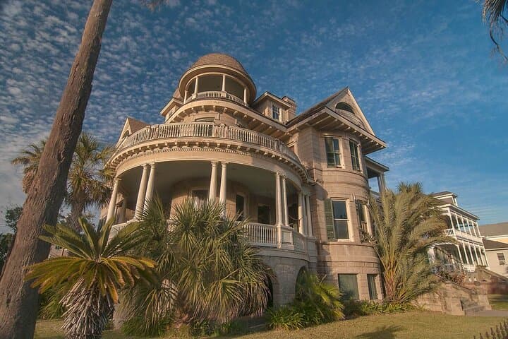 Galveston Reconstructed Private Tour: Model-T Heritage Drive Through Historic Districts photo 2