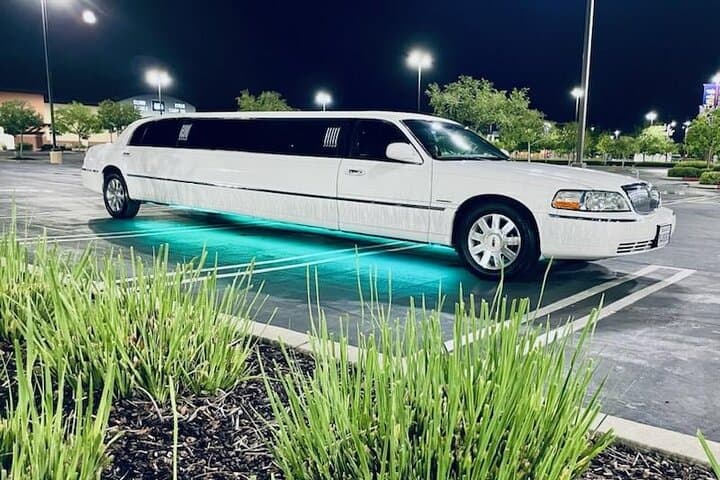 Napa Valley Private Luxury SUV & Limousine Transfers for Wine Tours photo 2