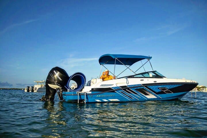 Private Miami Skyline Boat Tour: 4‑Hour Sandbar & Island Cruise photo 4