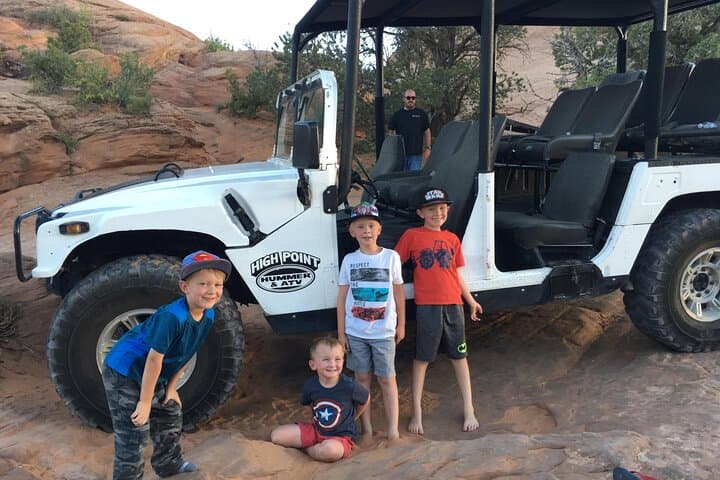 Conquer Moab’s Hell’s Revenge Trail on a Thrilling Hummer Adventure photo 4