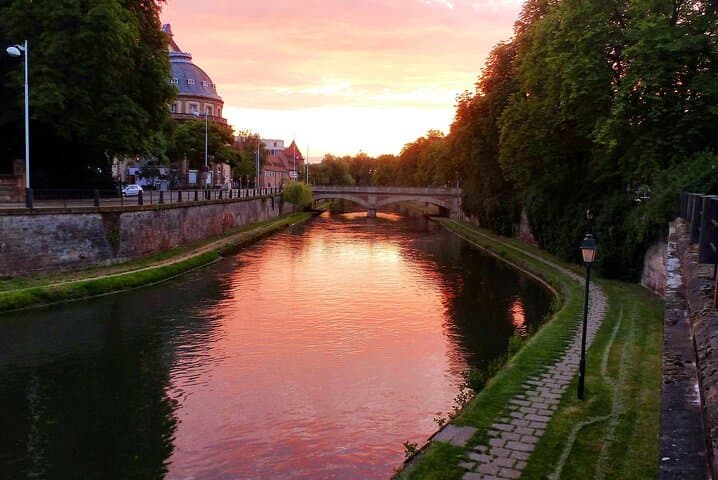 Strasbourg Private Historic Walking Tour: Cathedral, Astronomical Clock & Place de la République photo 3