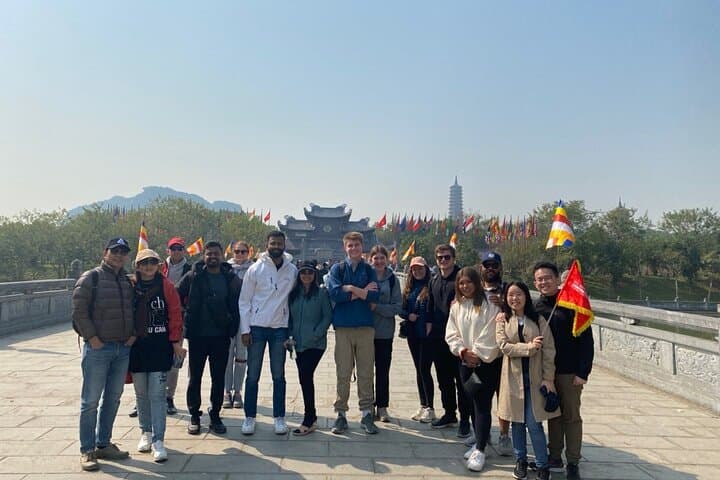 Ninh Binh Small-Group Day Tour: Trang An Grottoes, Hoa Lu & Mua Cave Viewpoint photo 5