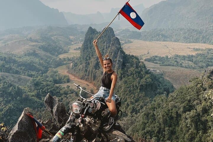 Hike Nam Xay Viewpoint & Swim Blue Lagoon 1 — Vang Vieng Day Tour