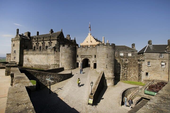 Executive Scottish Lowlands Tour: Castles, Kelpies & the Falkirk Wheel photo 2